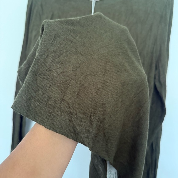 Zara Ribbed Fitted Blouse - Picture 8 of 9